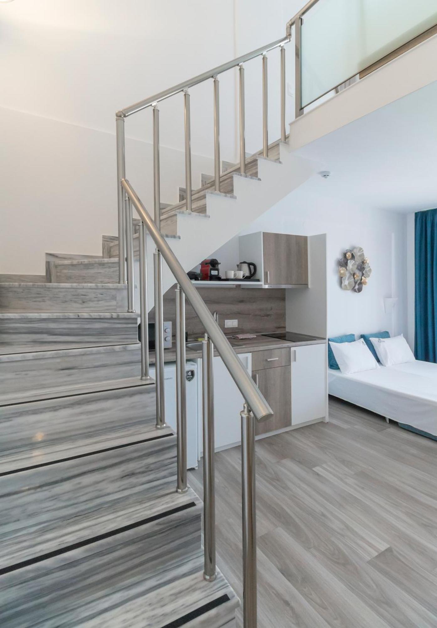 Oliva Suites Nikiti  Zewnętrze zdjęcie